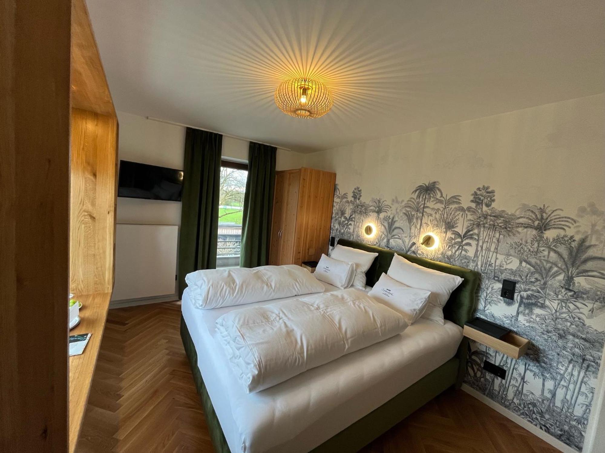Strandhotel Suedsee Diessen Am Ammersee Exterior photo
